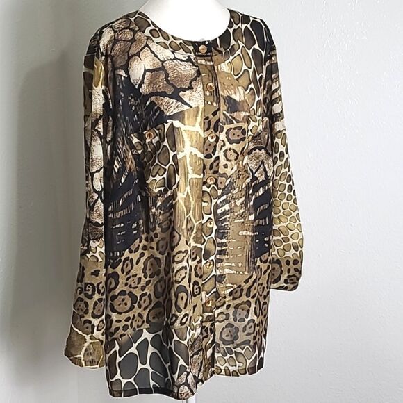 Susan Graver Brown, Black & White Animal Print Buttondown Blouse, Size 2X - Picture 8 of 11